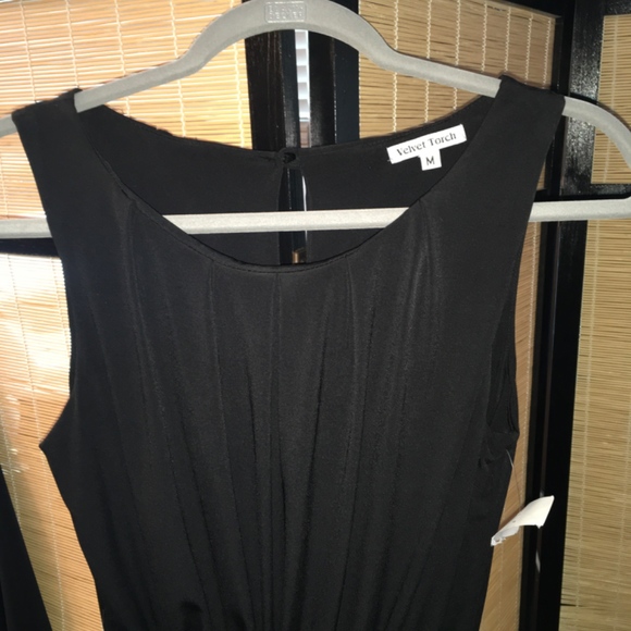 Chic Black Jumpsuit - Picture 3 of 5